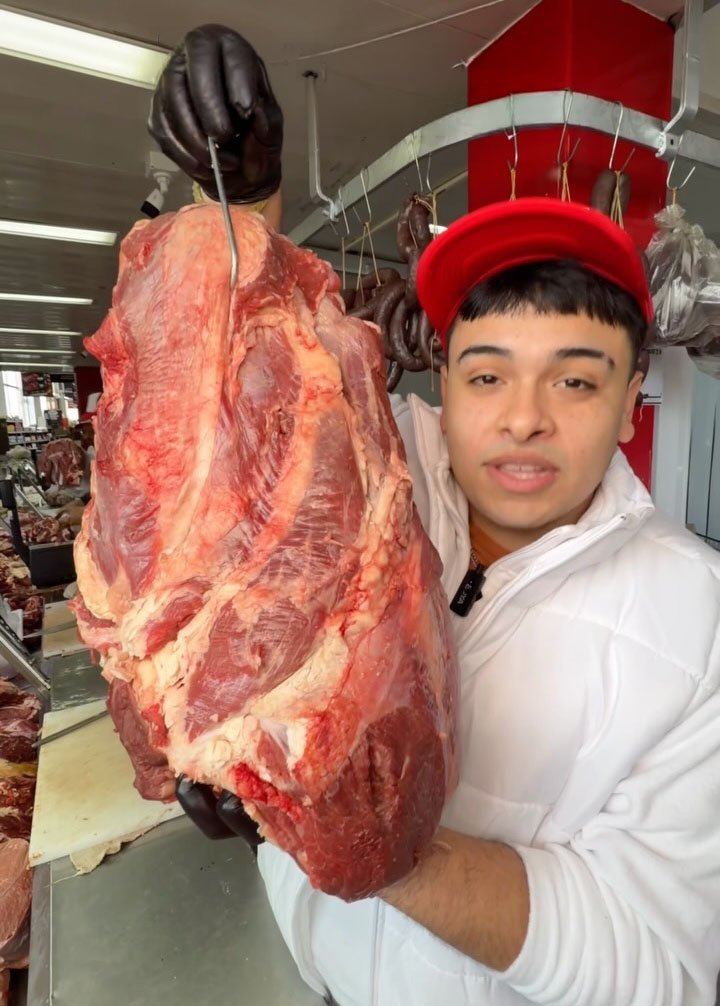 Oferta y mercadería en sucursal